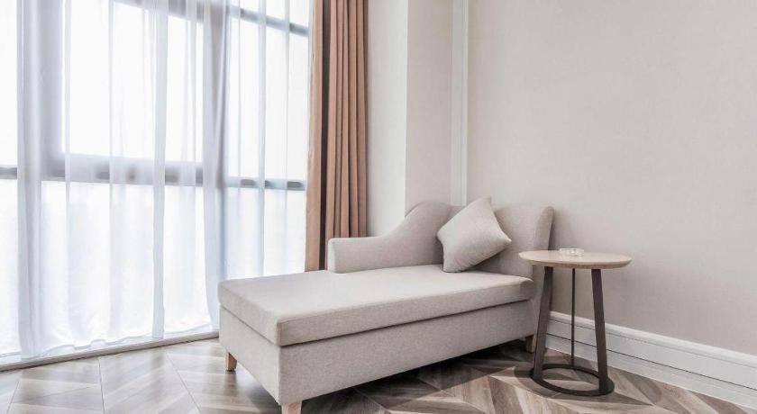 לוג'ו Vienna Hotel Sichuan Hejiang Yangtze River Bridge מראה חיצוני תמונה
