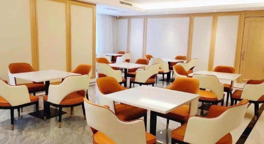 לוג'ו Vienna Hotel Sichuan Hejiang Yangtze River Bridge מראה חיצוני תמונה